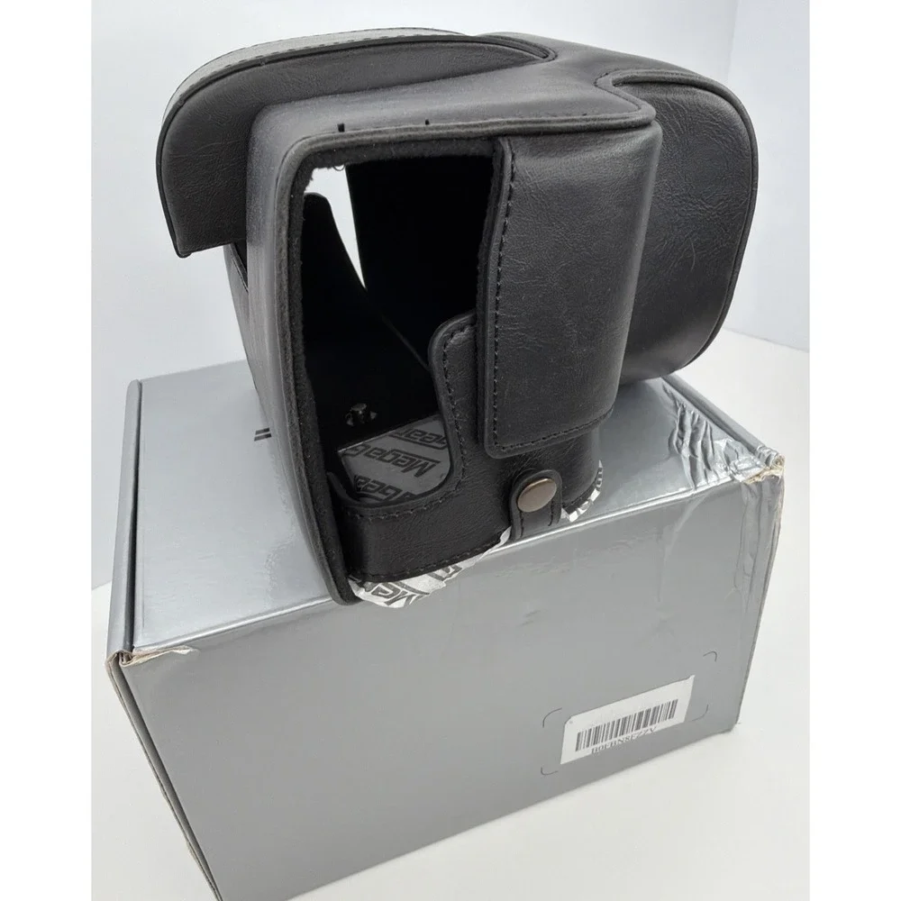 Megagear MG1678 Ever Ready Leather Camera Case -New